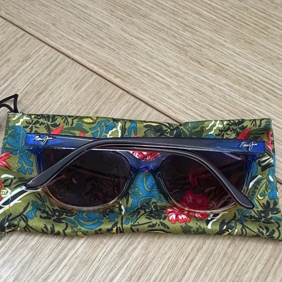 Maui Jim Blue to Brown Gradient Cat-Eye Sunglasses - Picture 3 of 6